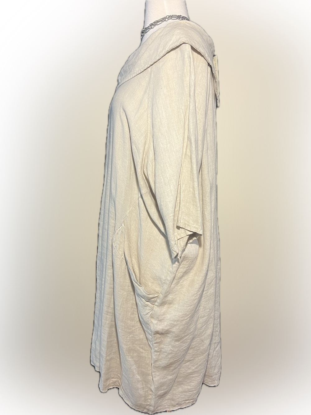 Zen Italian beige linen button up/back, regal collar/cowl dress w/pockets-NWT - Picture 3 of 16